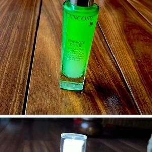 LANCOME ENERGY DE vie -THE SMOOTHING & GLOW BOOSTING LIQUID CARE